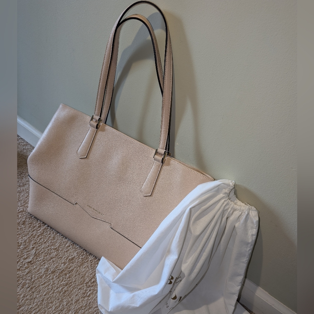 Bruno Magli Beige, Cream, Light pink. Easy Tote Bag. Like New. No Tag.